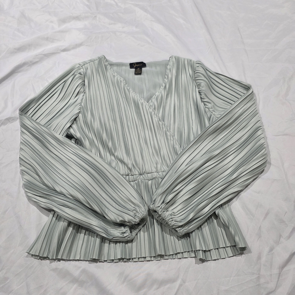Chic V-Neck Pleated Blouse - Light Gray